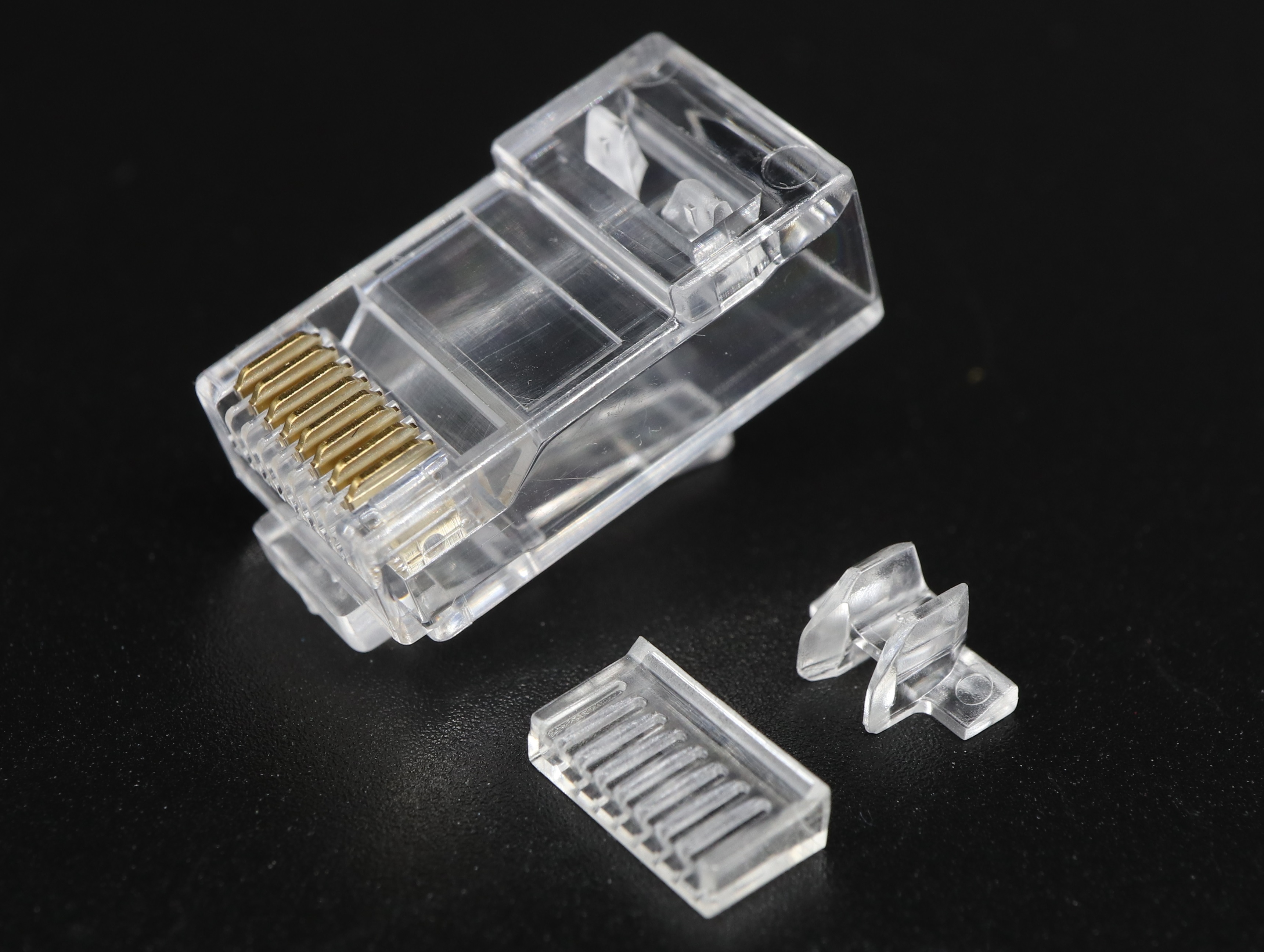 P8-040 RJ45 Modular Plug Cat.6 8P8C-R-V with divider and load bar UTP